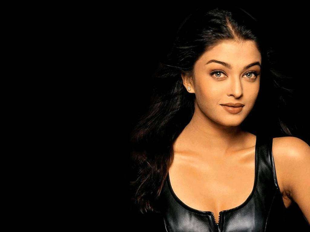 Aishwarya Rai Bachchan Wallpaper